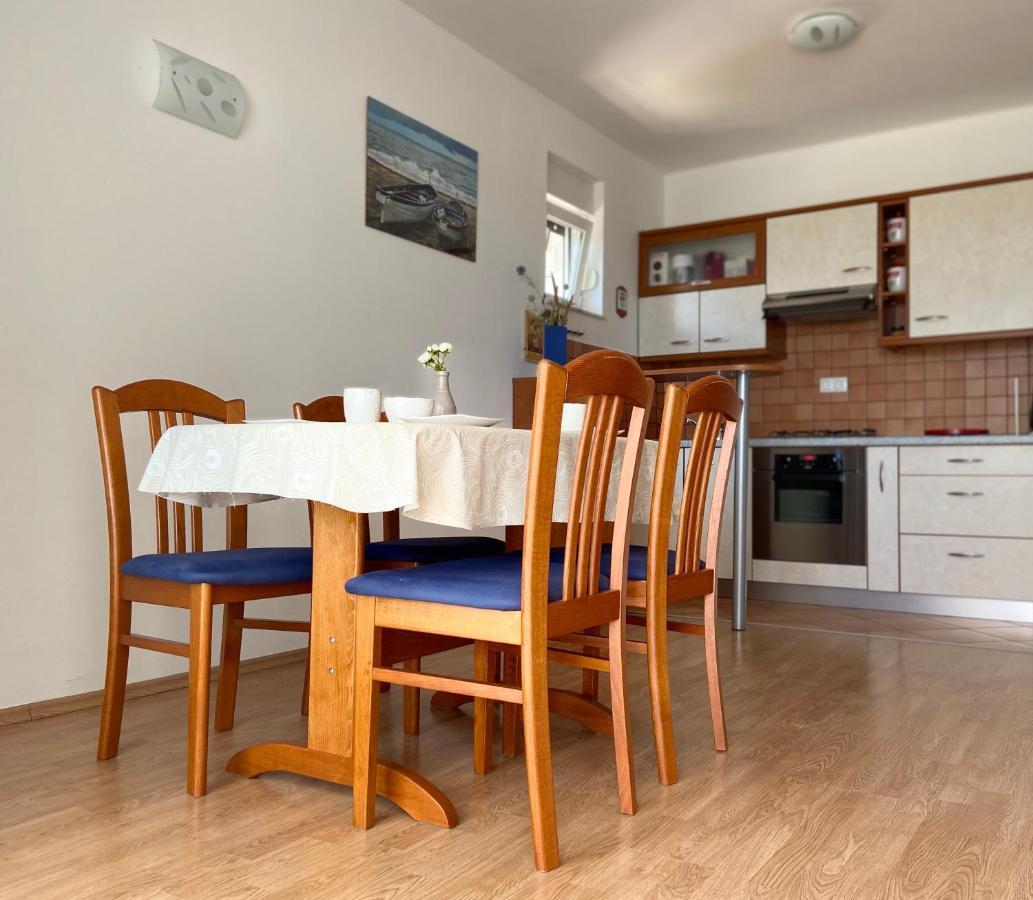 Apartments Pijaza Banjol Luaran gambar